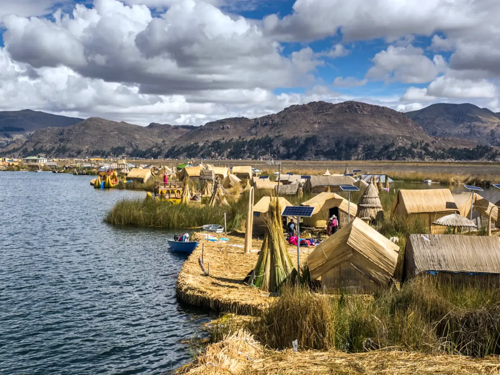 Lago Titicaca Puno Peru.webp