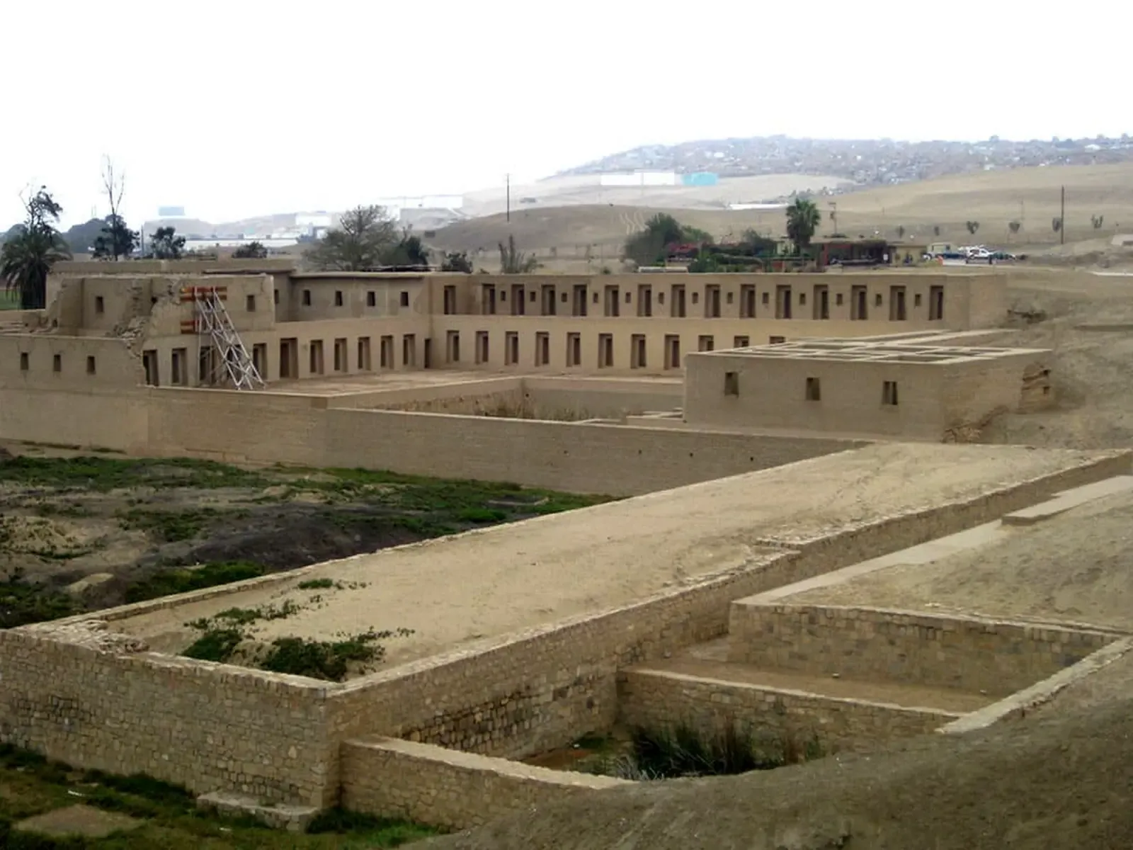 Pachacamac Ruinas Arqueologicas Lima Perú.webp