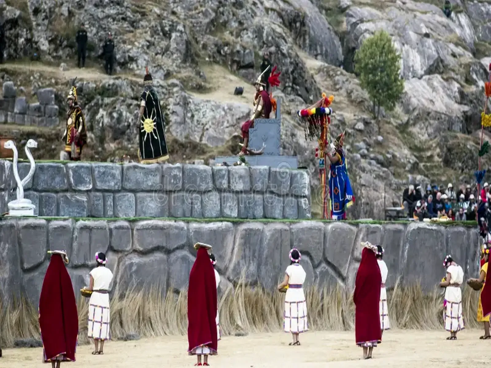 inti-raymi-saksaywaman-cusco-tradtional-traditional-religious-ceremony-inca-empire-honor-god-most-venerated-deity-267856291.webp