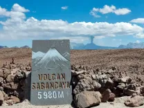 Cañon del colca Arequipa  Volcan.webp
