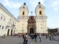 Iglesia san Francisco Lima Peru.webp
