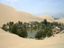 Laguna de Huacachina Ica Perú.webp