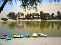 Oasis Huacachina Ica Perú.webp