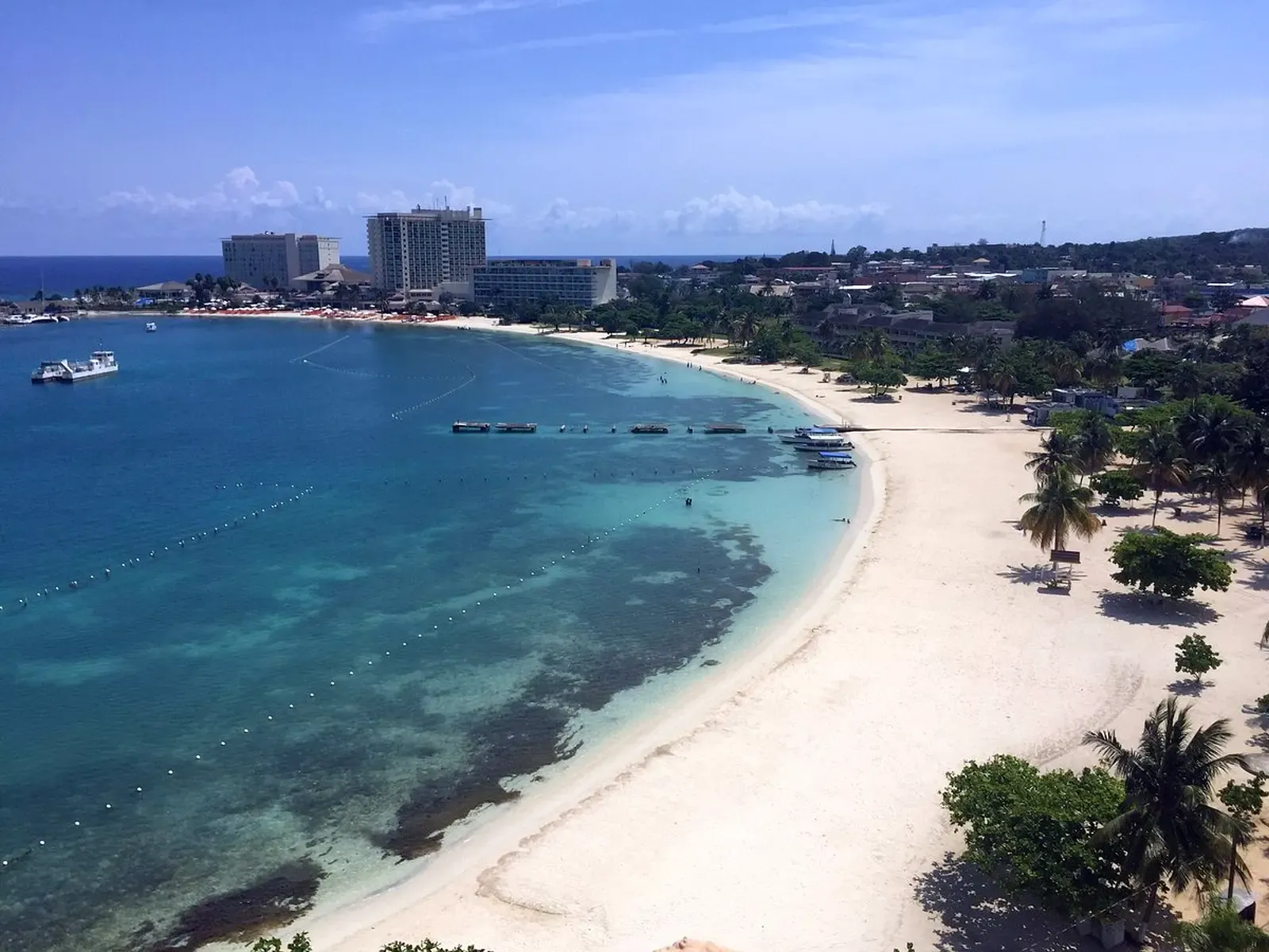 turtle-beach-towers.webp